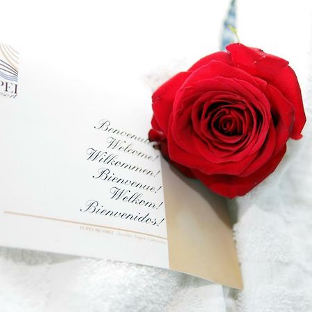 Hotel Tupei Calasetta Kültér fotó